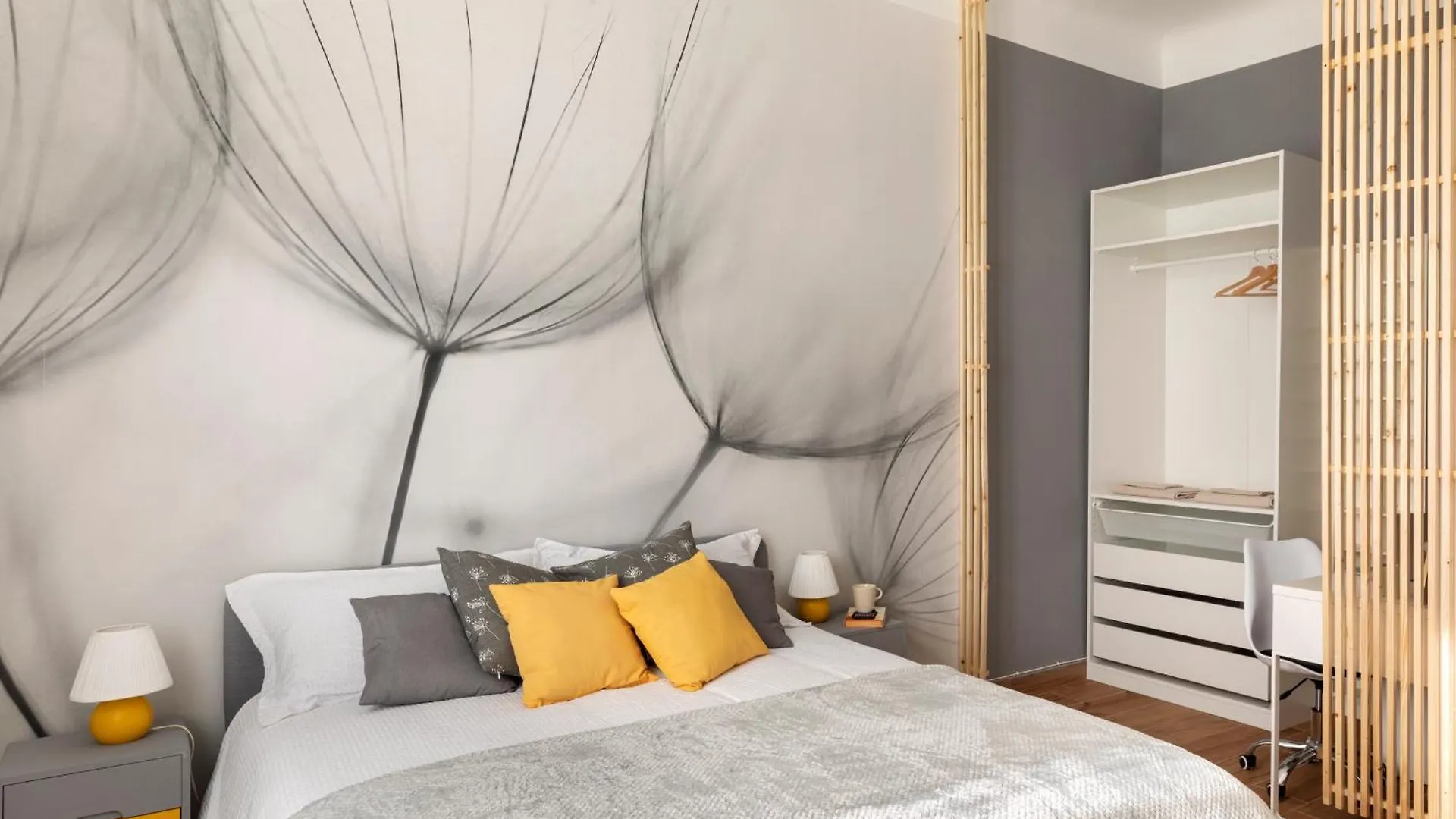 Appartamento The House Of Dandelions - Duomo In 15Min By Metro M3 Milano 0*,  Italia